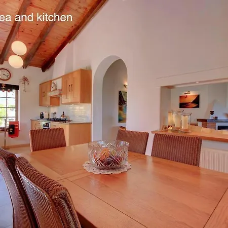Quinta Casa Alojamento de Turismo Selvagem Budens